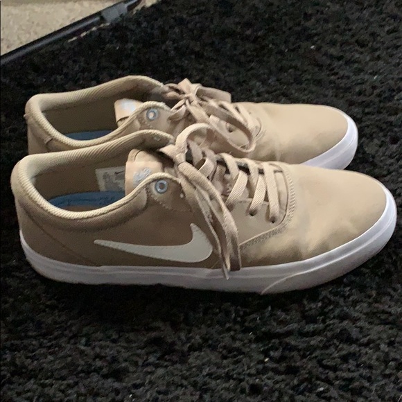 nike sb charge khaki